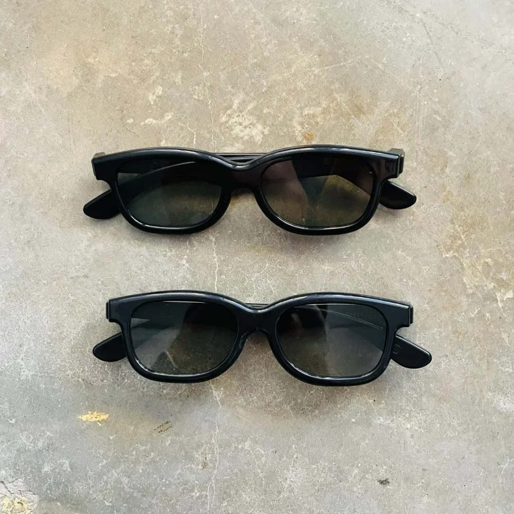 ⭐️ $10 - (BUNDLE OF 2) REALD 3D POLARIZED MOVIE THEATER GLASSES | REUSEABLE